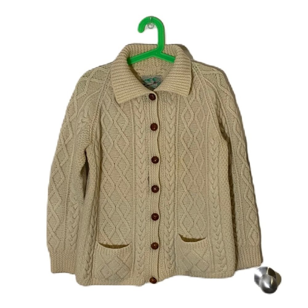 Vintage cable knit cream color pure wool hand knit Barnas-mor unisex